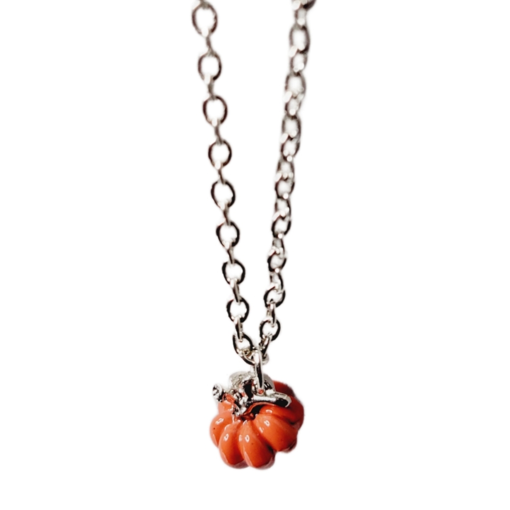 PUMPKIN MINI PENDANT NECKLACE
